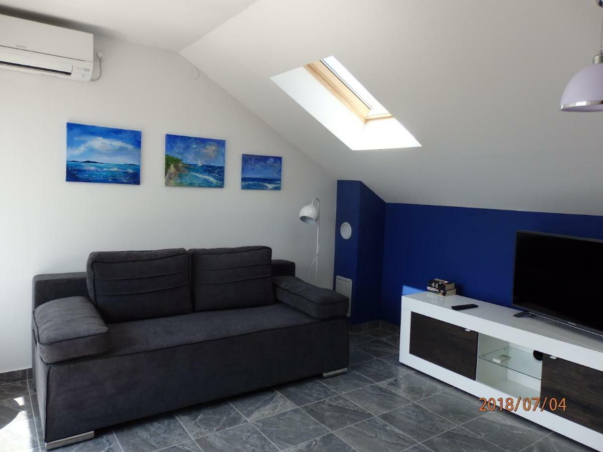Apartman M&M Milna  Zewnętrze zdjęcie